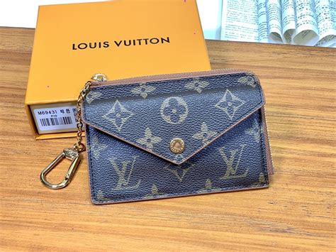 louis vuitton recto verso m69431|Louis Vuitton retiro wallet.